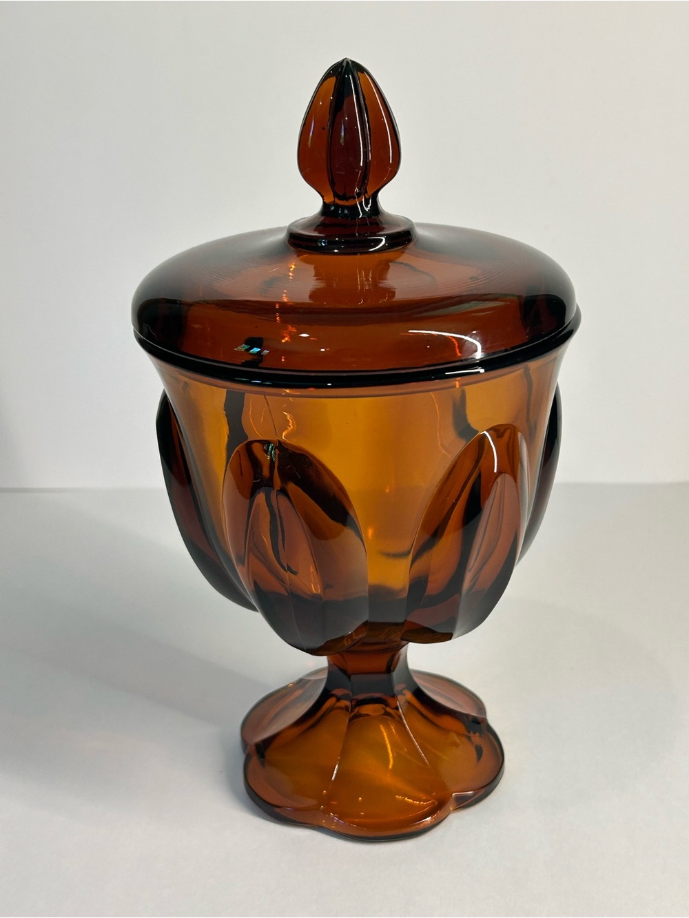 LE Smith Lidded Candy Dish Brown Root Beer Color